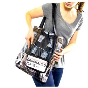 NWT collapsible tote